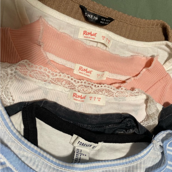 Crop top bundle - Picture 15 of 15